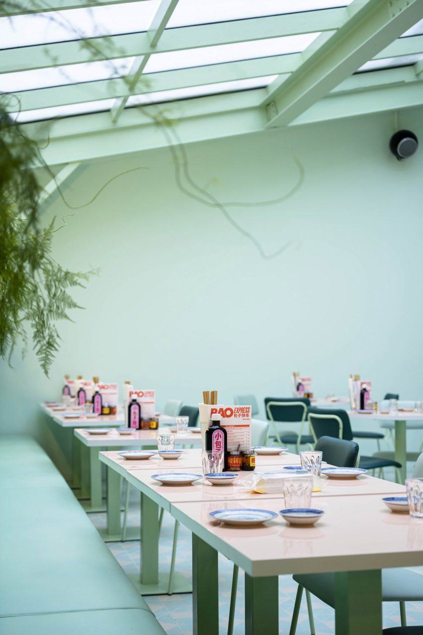 Bao Express restaurant in Paris by Atelieramo