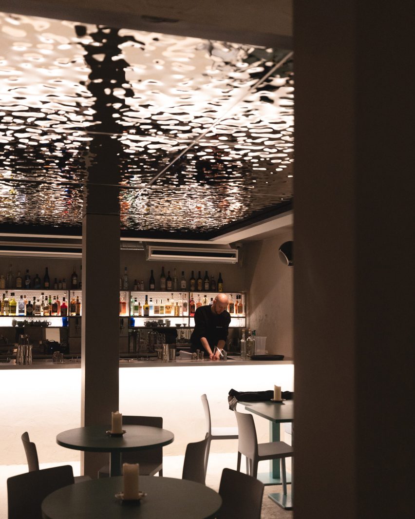 Bao Express restaurant in Paris by Atelieramo