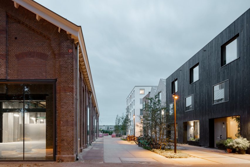 Exterior of Bovenbouwwerkplaats community hub in Utrecht by Studioninedots