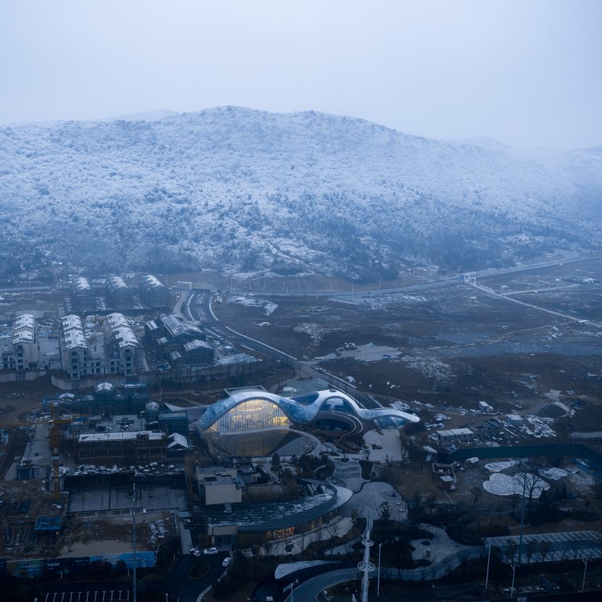 Exterior of Chaohu Natural and Cultural Centre by Change Architects