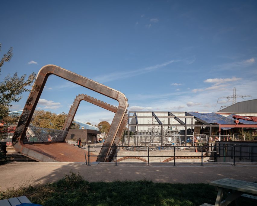 Rolling bridge in operation
