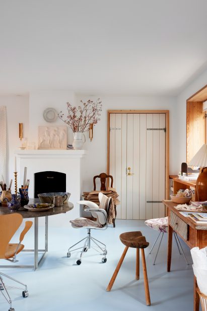 Neutral interior with mismatched furniture