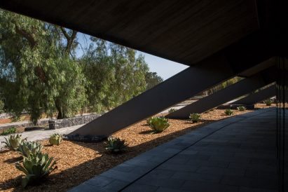 Erre Q Erre environmental culture center trusses