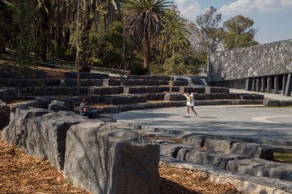 Children skating in stone forum mexico city