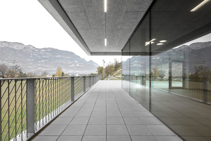 Balcony of Fieldhouse sports centre in South Tyrol by MoDus Architects