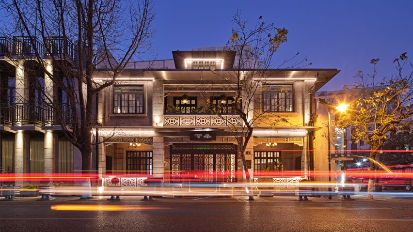 Exterior of the Gud restaurant in a 1930s building by Studio8