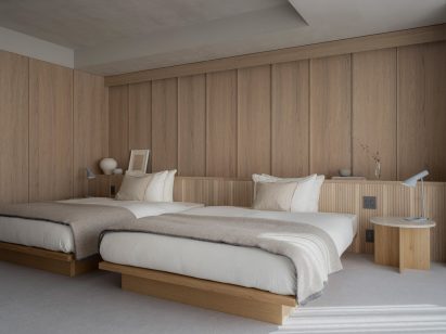 Bedroom of Tokyo apartment by Keiji Ashizawa