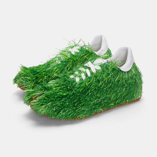 Photo of Loewe Grass trainers