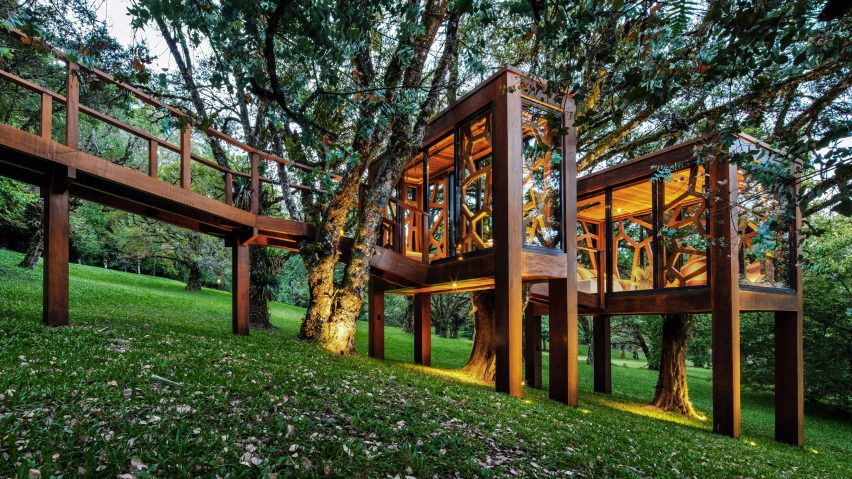 Studio MEMM creates Tree House in Brazil to bring out “playful inner self”