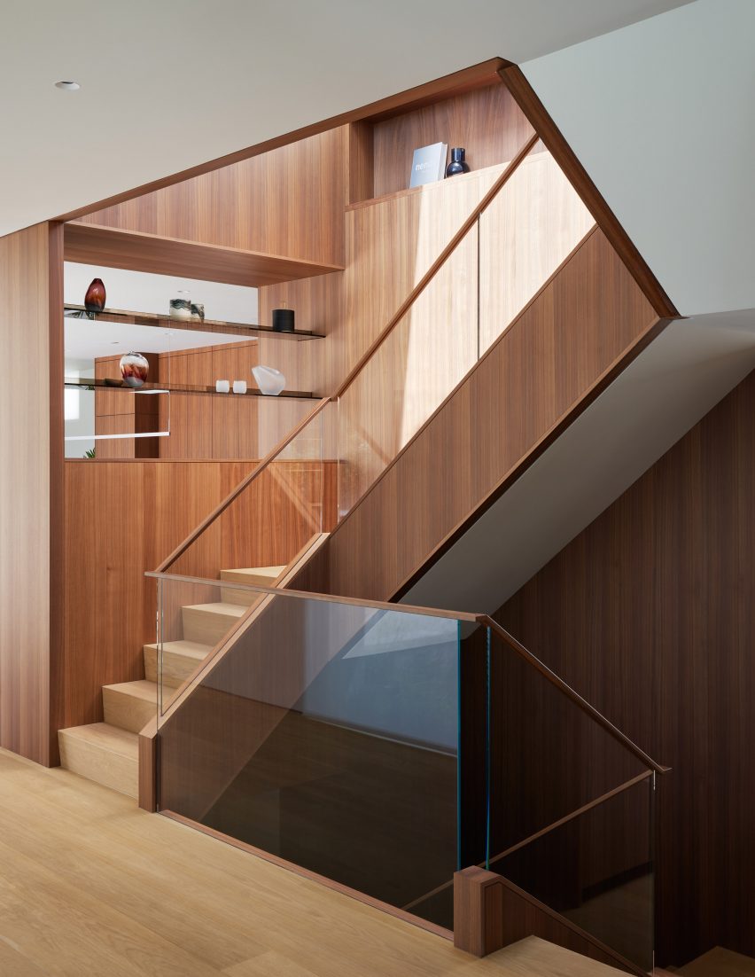 Canyon Terrace House by Montalba Architects