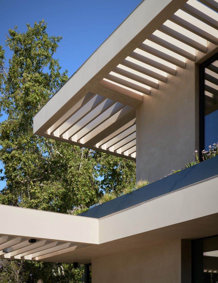 Canyon Terrace House by Montalba Architects