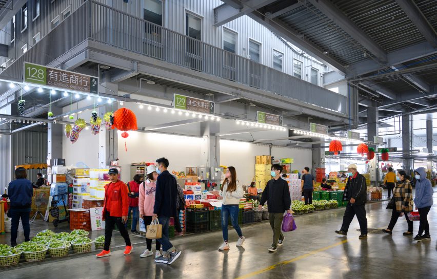 Open-air food market with tall ceilings by MVRDV
