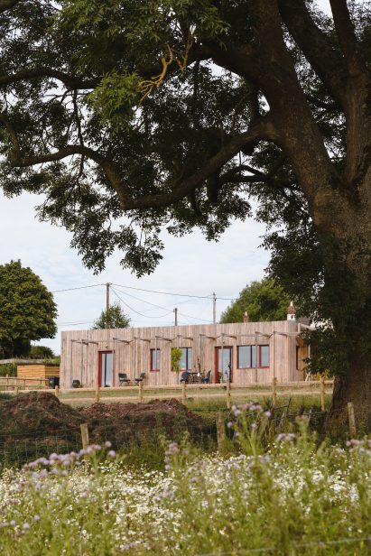 Wood-clad house on English farmstead 