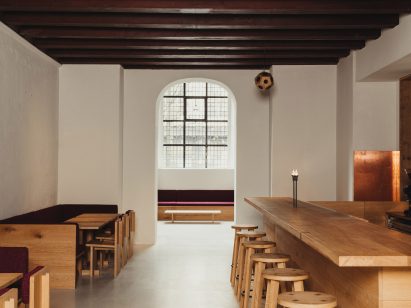 Copper details in Nikolaj Kunsthal cafe
