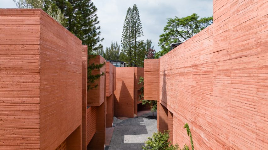 Real de Los Reyes housing complex in Mexico