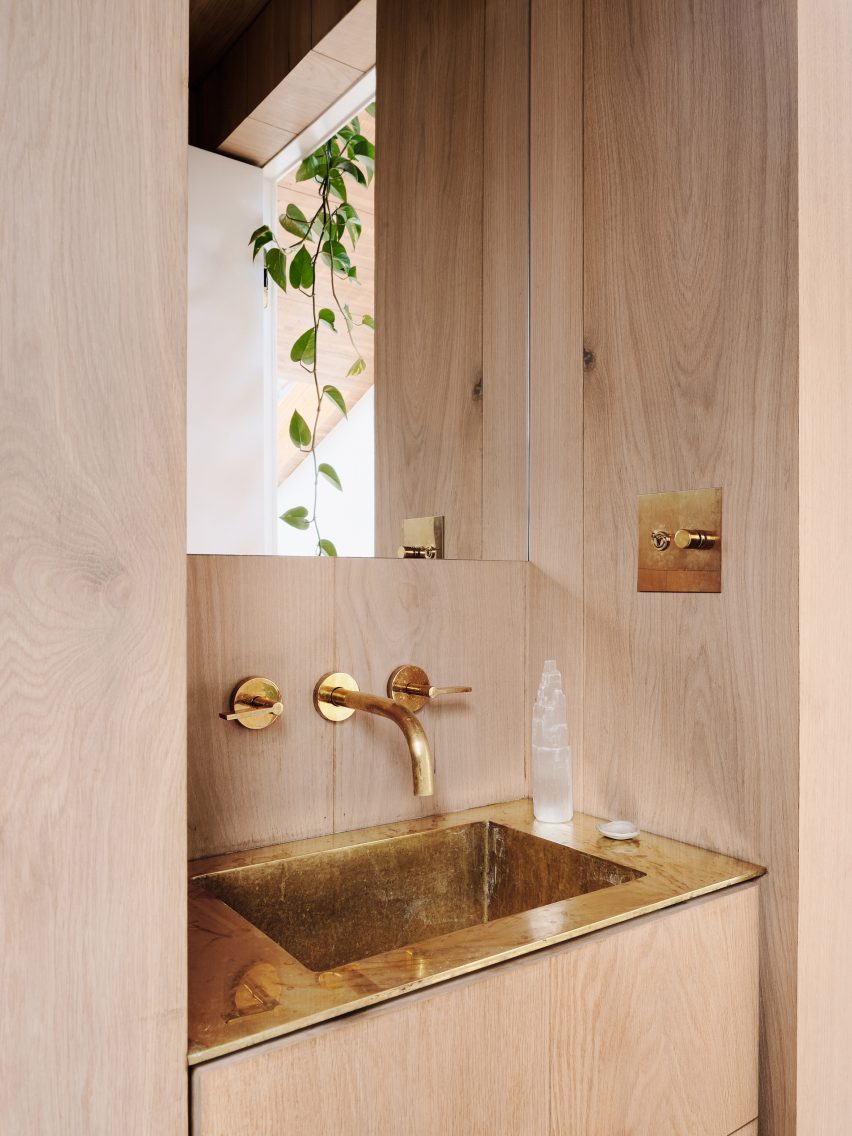 Hosono House by Ryan Leidner