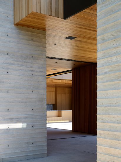 Concrete corners