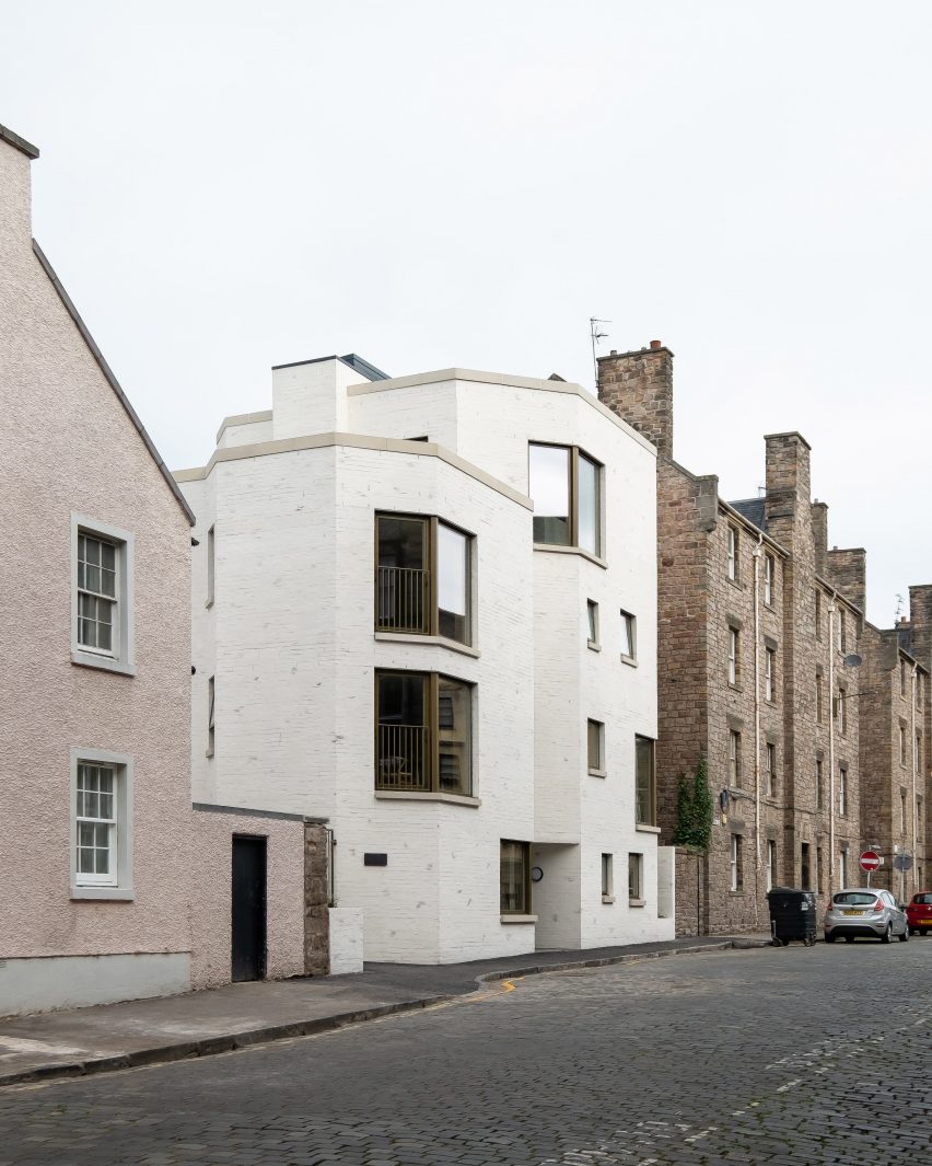 Exterior of Simon Square apartments by Fraser/Livingstone