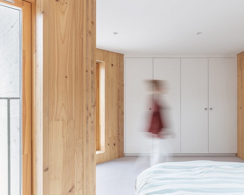 Interior of Simon Square apartments by Fraser/Livingstone