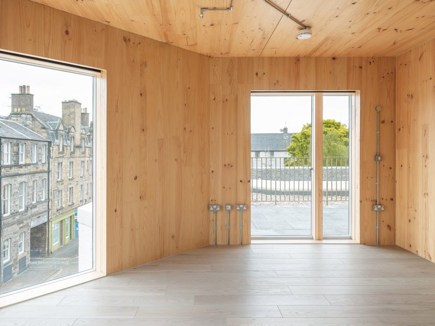 Interior of Simon Square apartments by Fraser/Livingstone