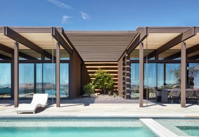 Long swimming pool at rectilinear house in California