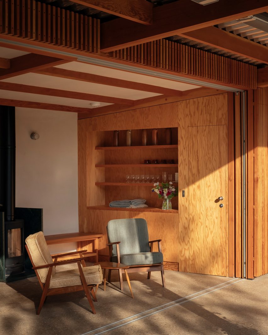 Pool House by Surman Weston
