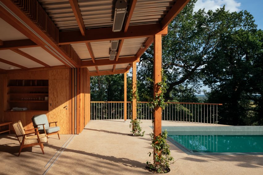 Pool House by Surman Weston