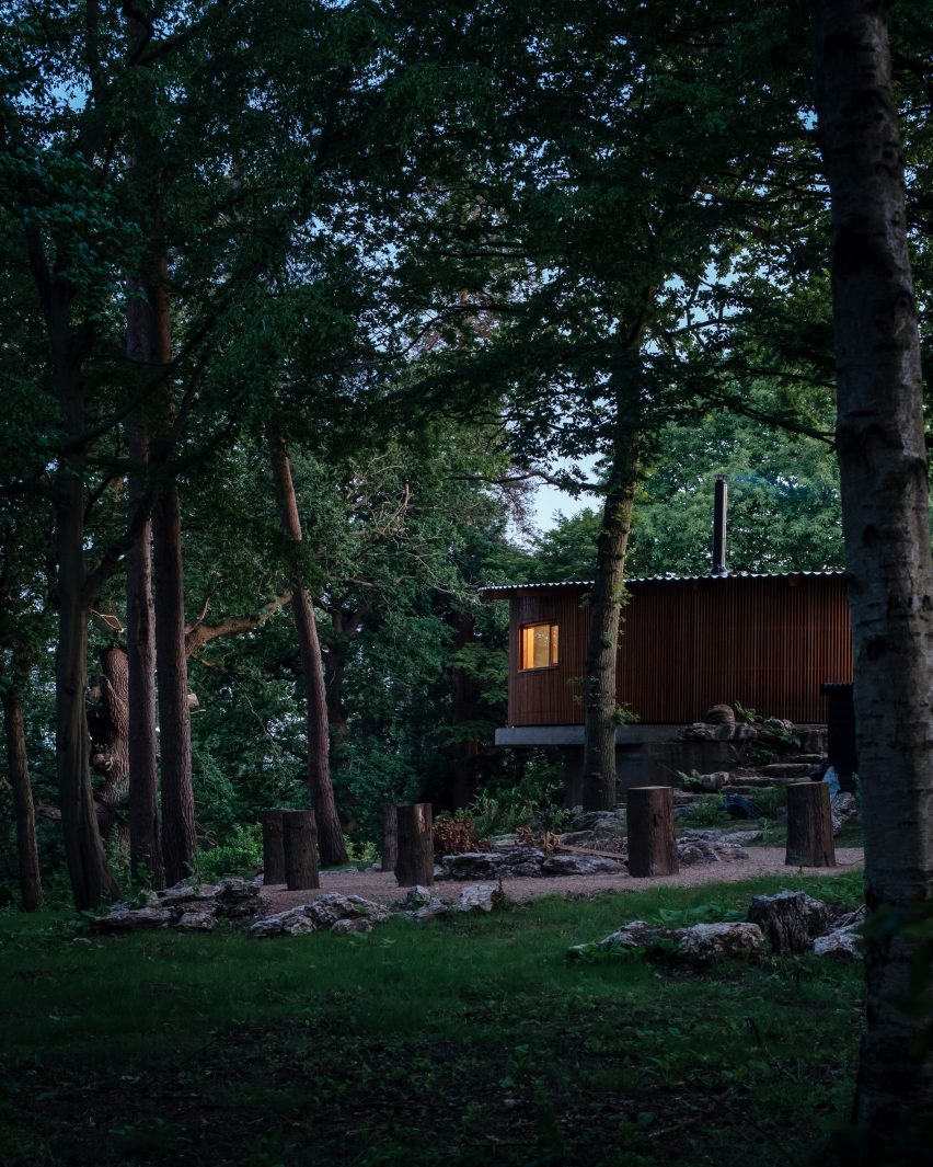 Pool House by Surman Weston
