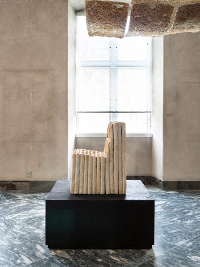 Mycelium and hemp chair on display at Designmuseum Denmark