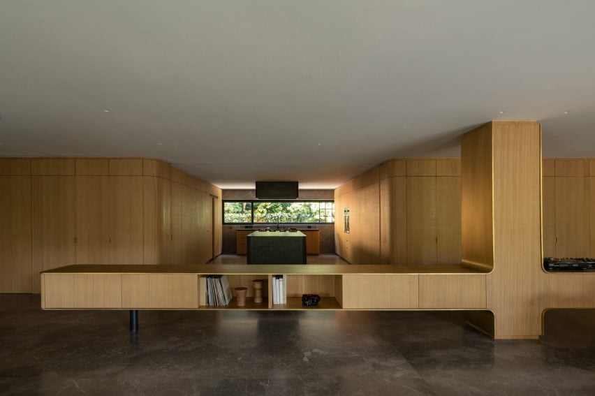 The Loma Residence by Esrawe Studio