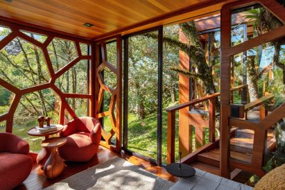 Chunky brise-soleil within treehouse in Brazil by Studio MEMM