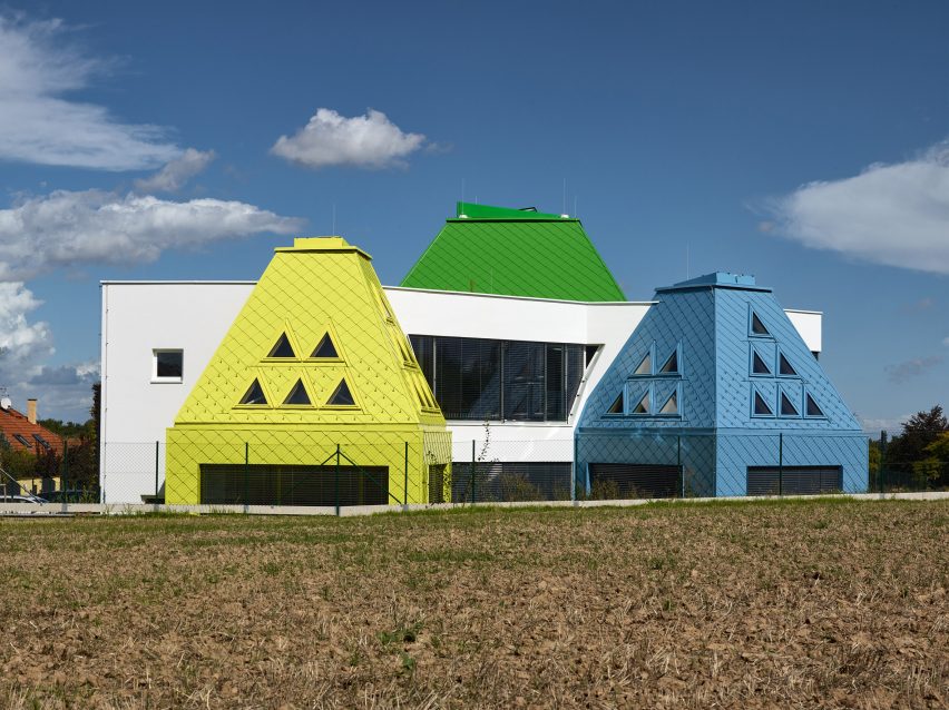 Exterior of Větrník Kindergarten in Czech Republic by Architektura