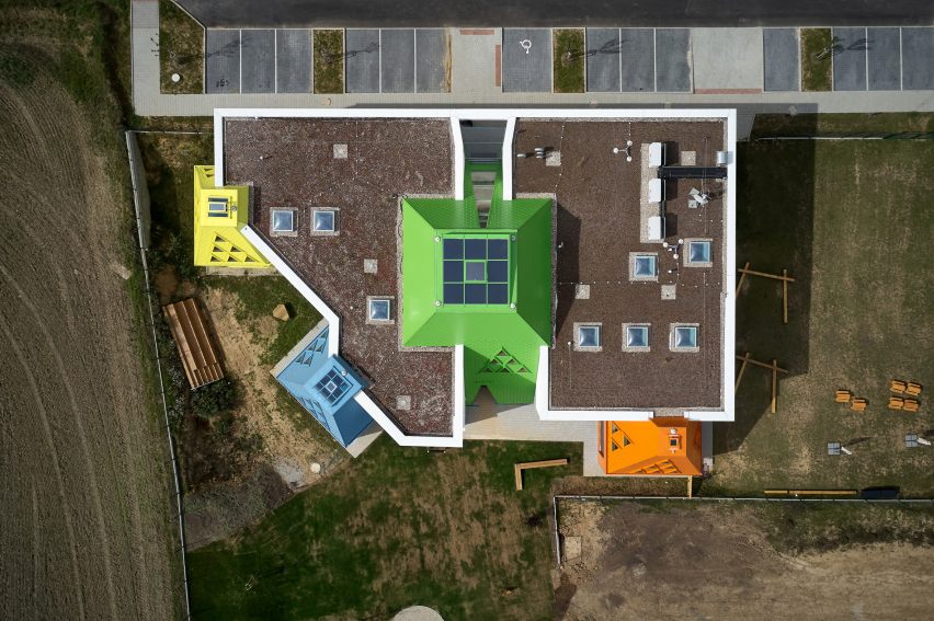 Exterior of Větrník Kindergarten in Czech Republic by Architektura
