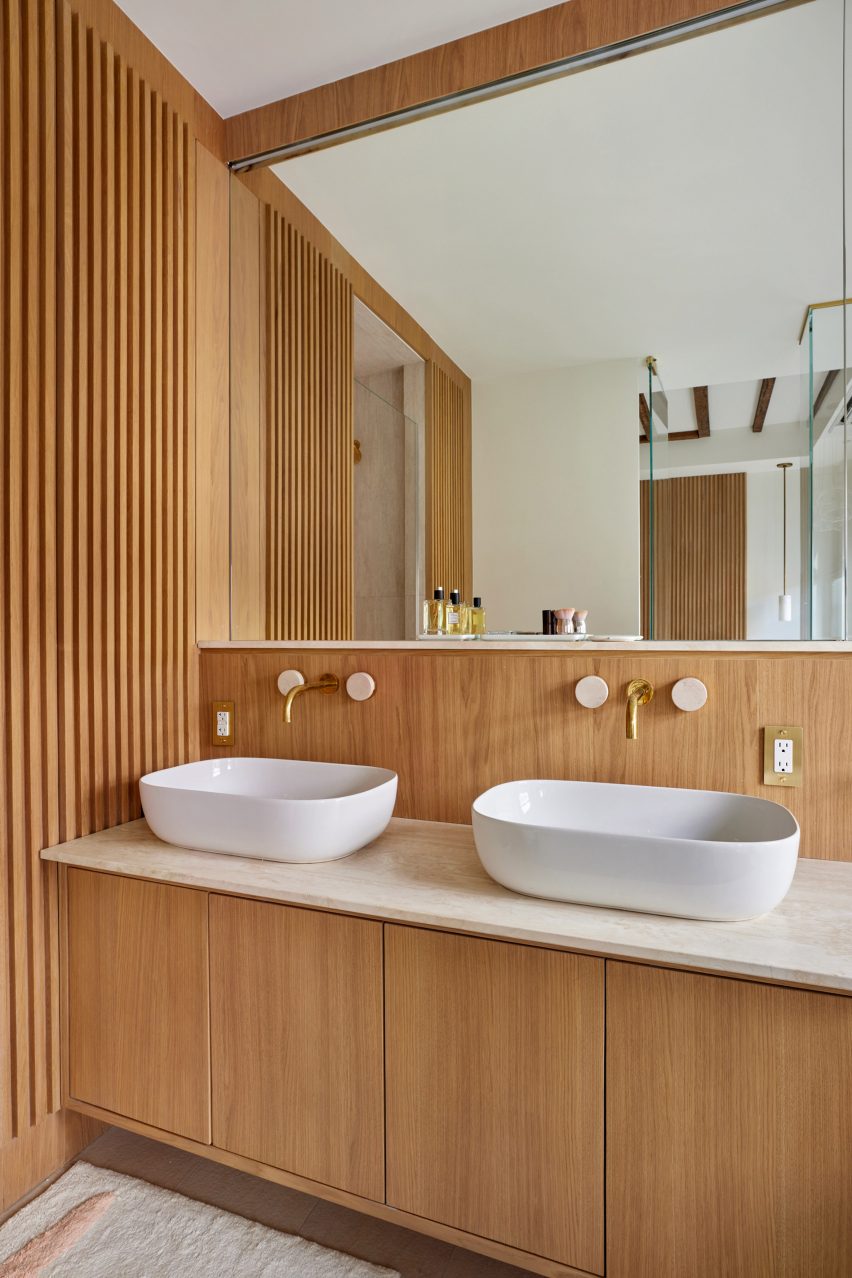 Warren Street townhouse studio vural