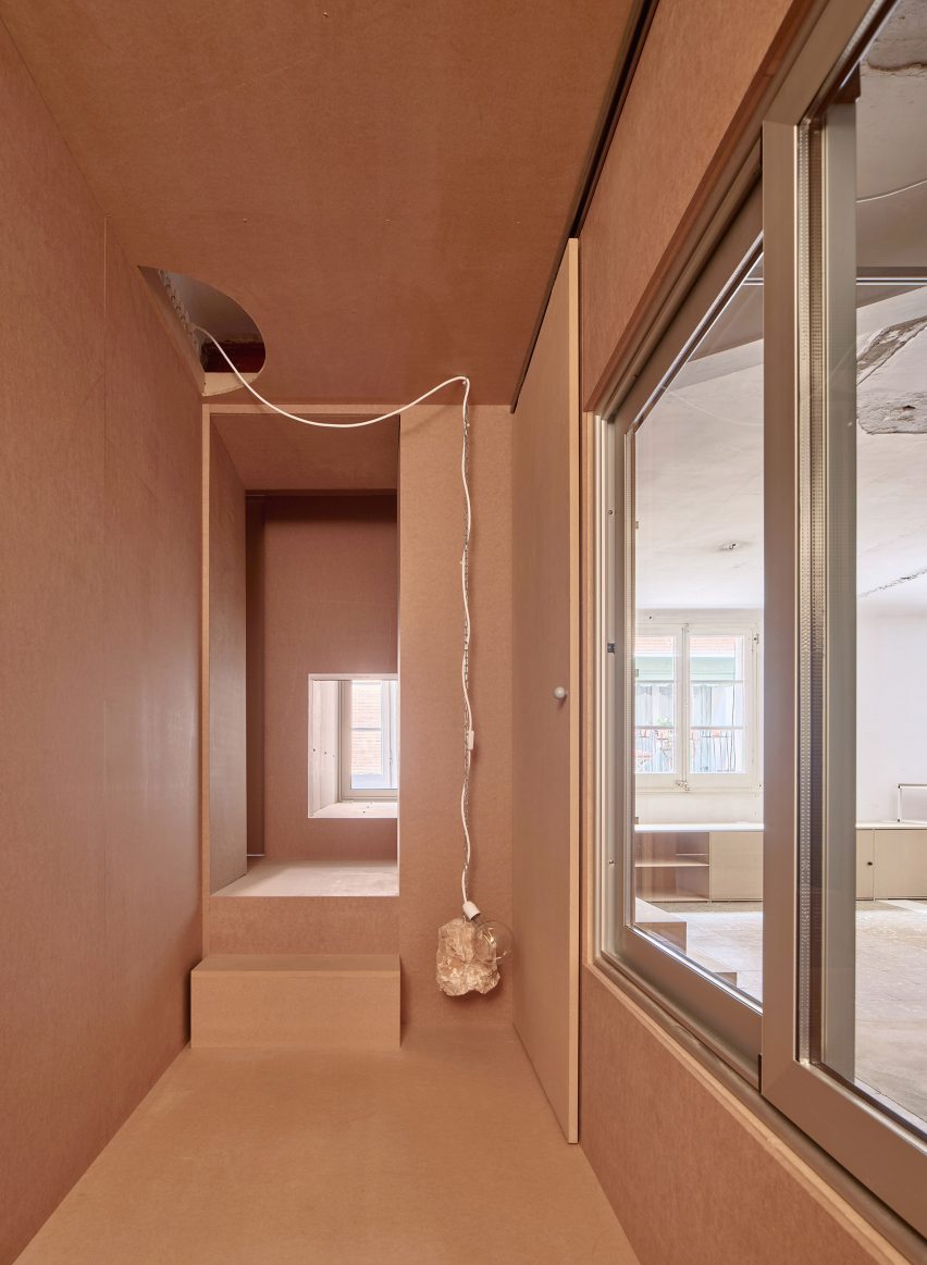 10K House by Takk
