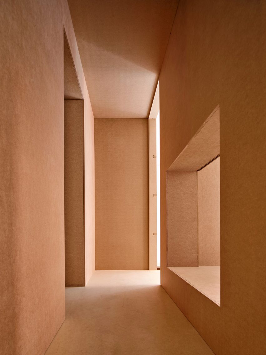 10K House by Takk