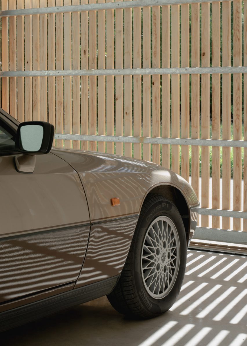 Car barn in Somerset by Bindloss Dawes