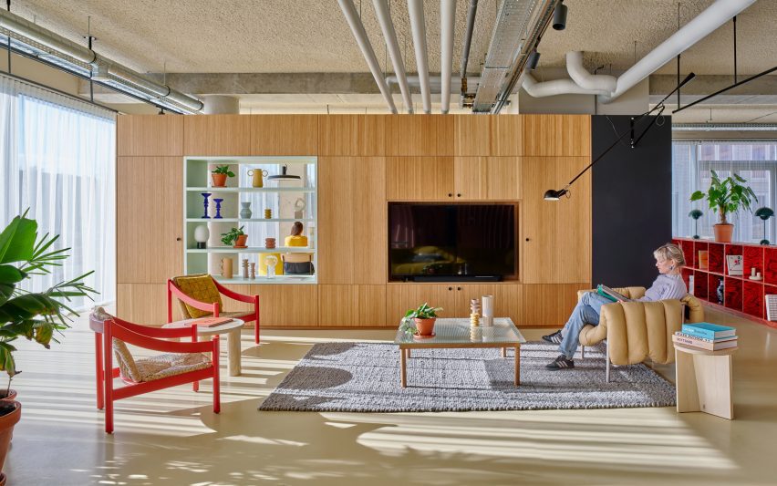 Multifunctional shared living space in Amsterdam