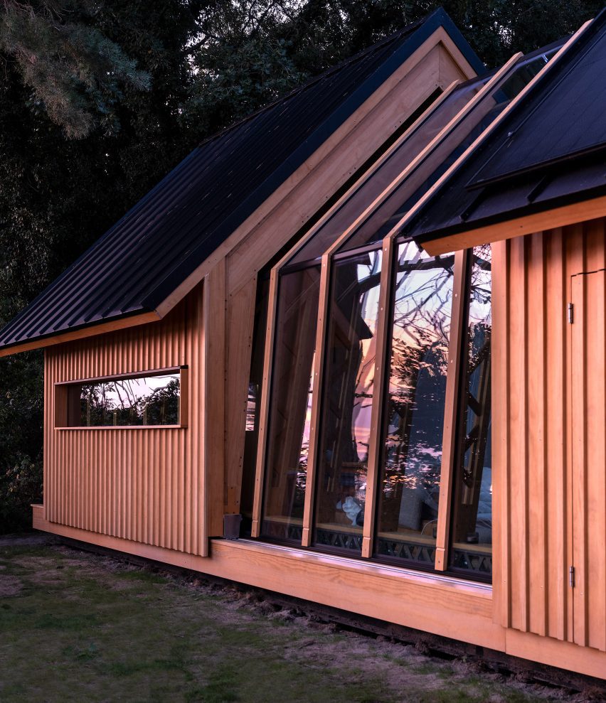 Exterior of Cabin Anna in the Netherlands by Caspar Schols