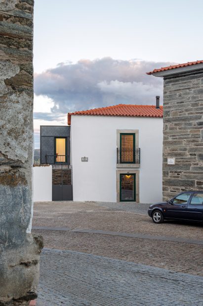 Exterior photo of Casa Caldeira