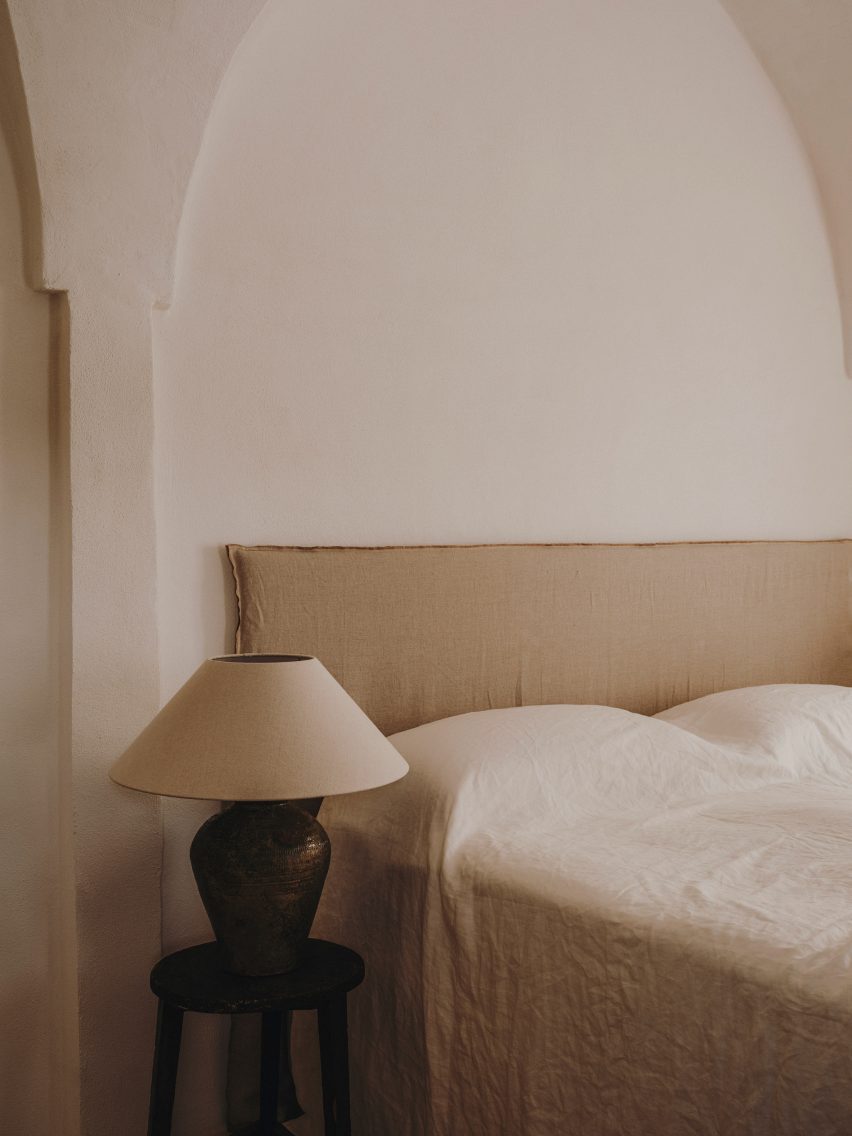 Interior of Casolare Scarani in Puglia by Studio Andrew Trotter