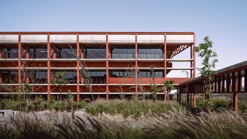 CBG by Estudio MMX and Luis Campos