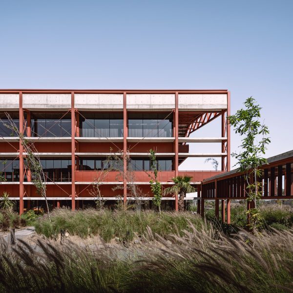 CBG by Estudio MMX and Luis Campos Architecture