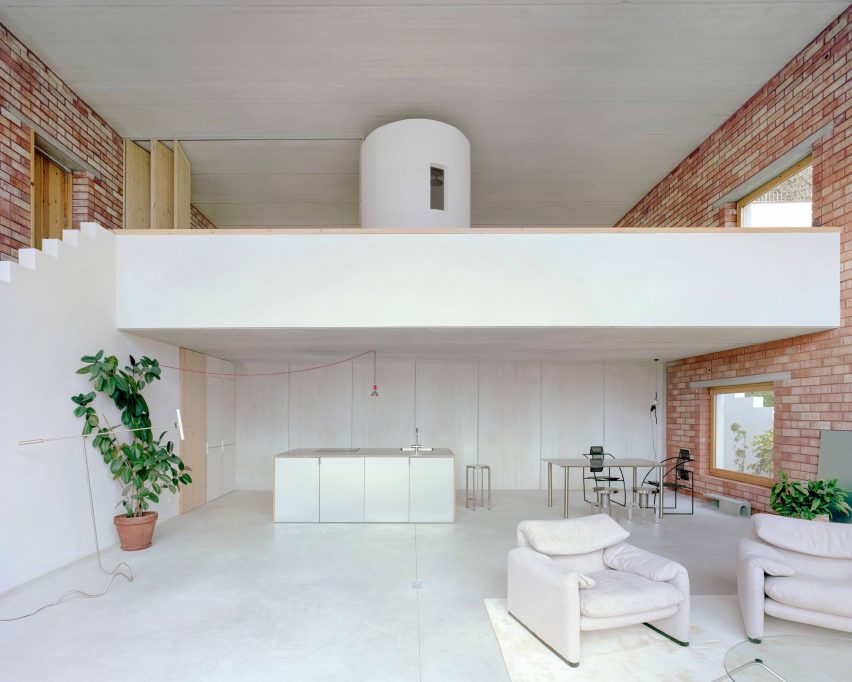 Interior of Casa Dosmurs by Mesura