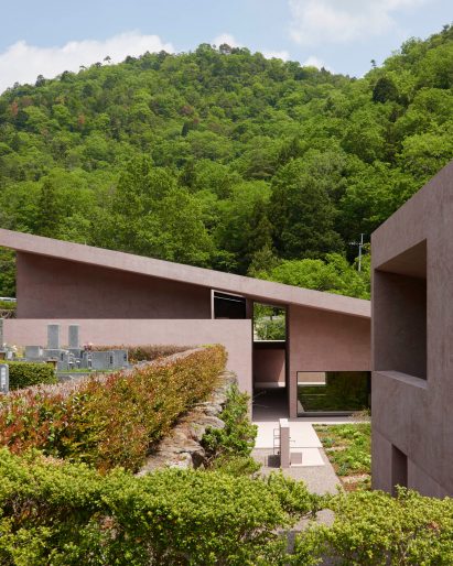Photo of Inagawa Cemetery Chapel and Visitor Center