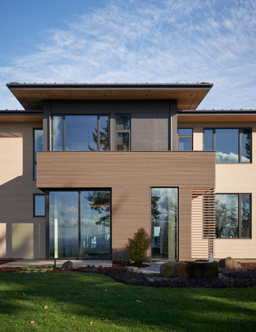 Eola Hills Residence by Ueda Design Studio