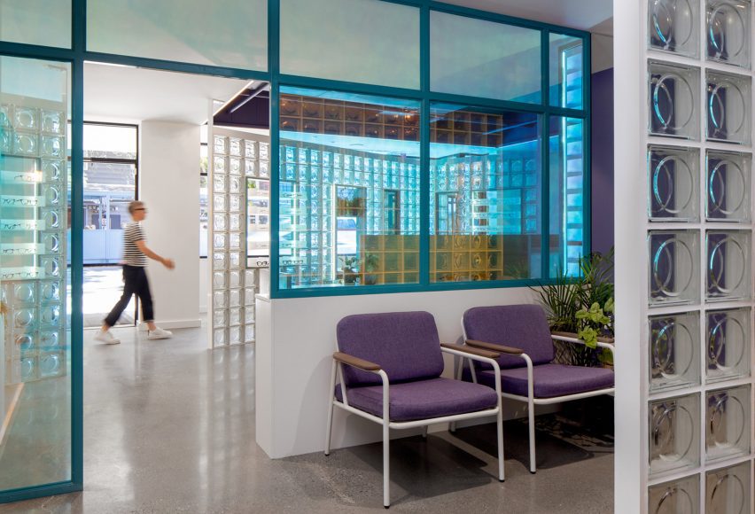 Dichroic glass partition