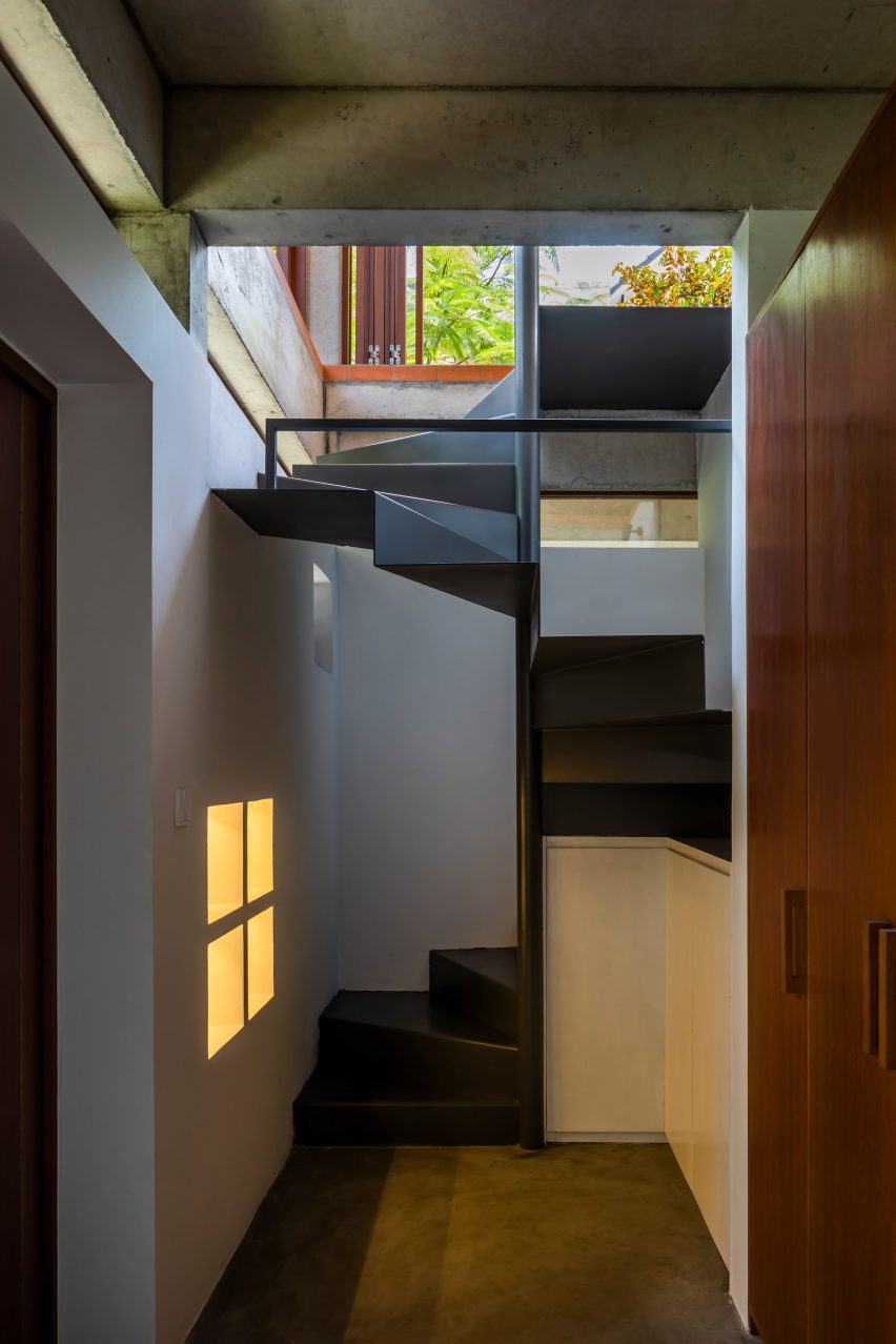 Interior of Floating House in Vietnam by SDA