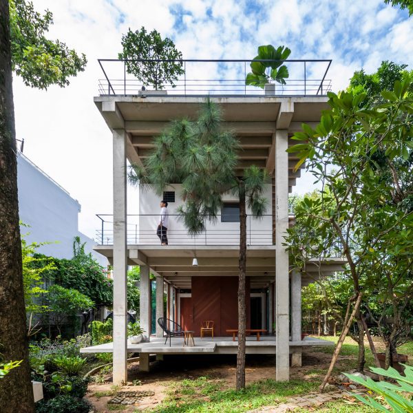 Exterior of Floating House in Vietnam by SDA