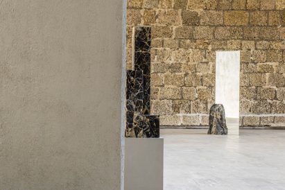 Stone and mirror works in Montesino